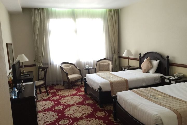 Room 7 of 61