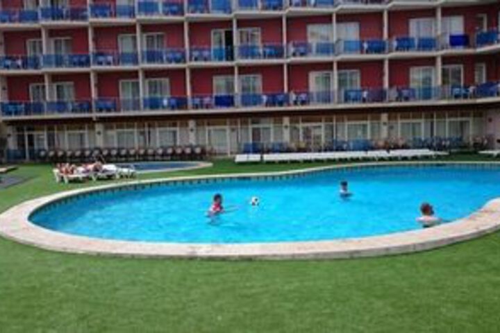 Pool 34 of 48