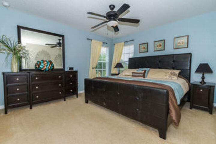 Room 192 of 380