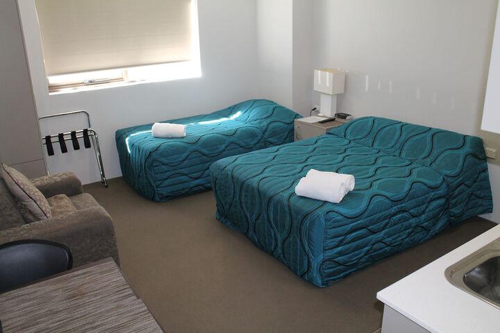 Room 10 of 30