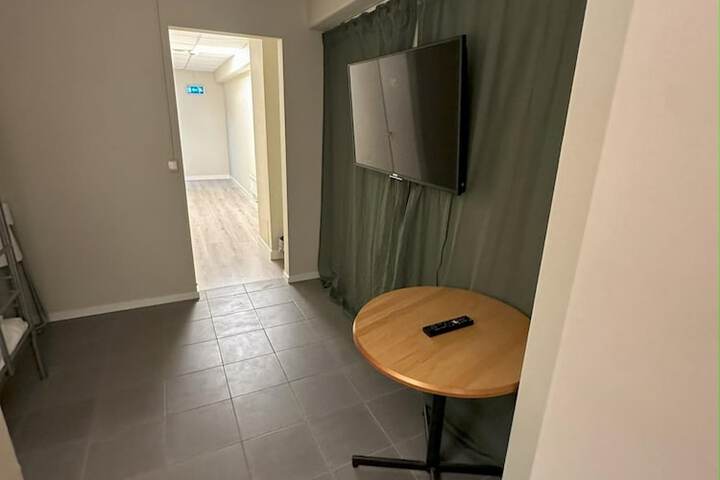 Room 52 of 82
