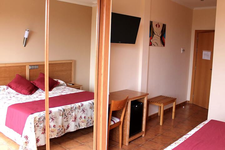 Room 10 of 31