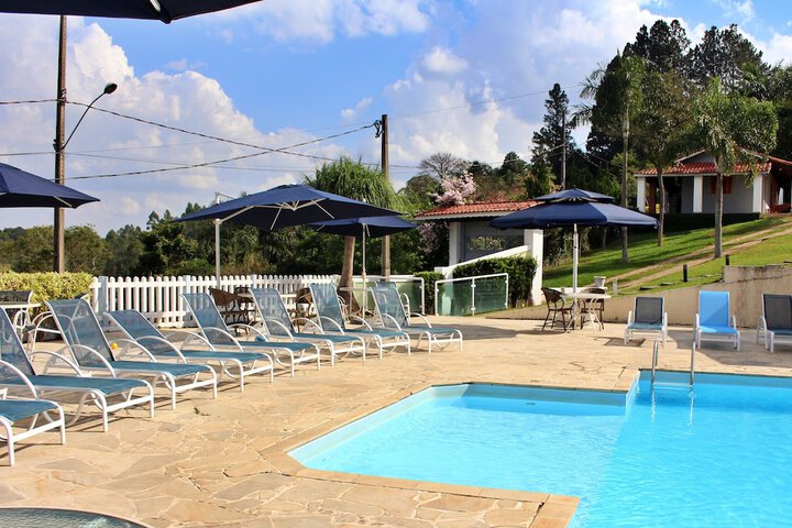 Pool 20 of 43