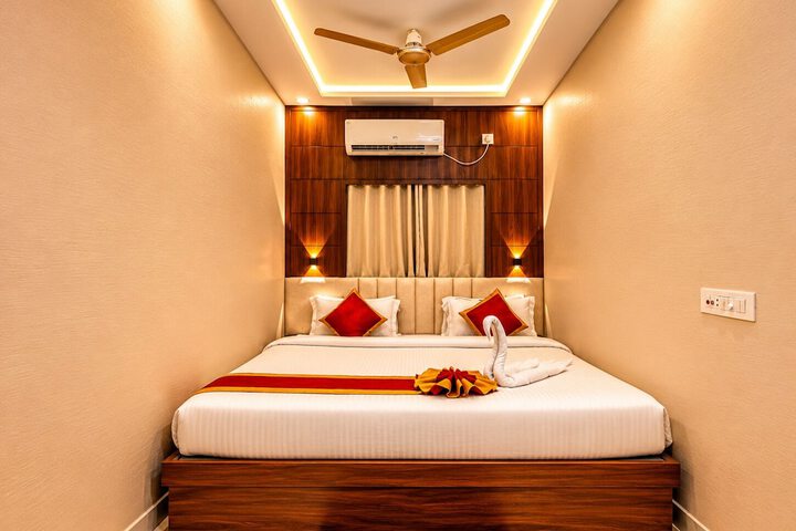 Room 44 of 74