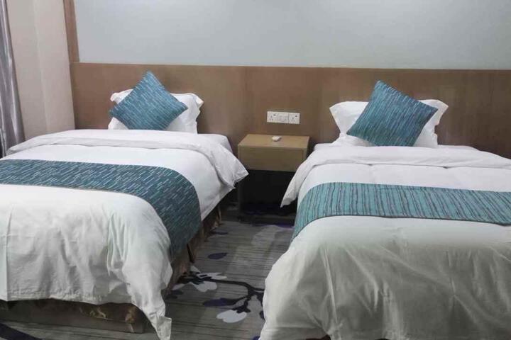 Zhongshan Longquan Hotel
