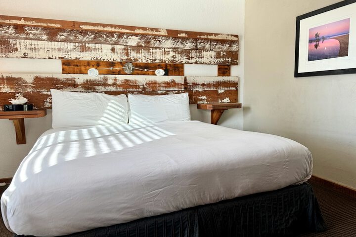 Room 13 of 26