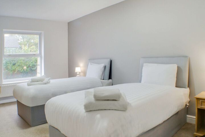 Room 15 of 25