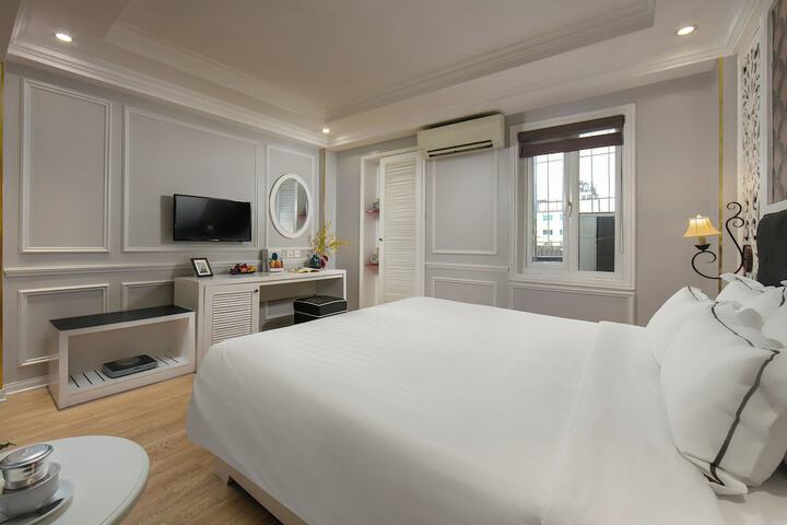 Room 17 of 50