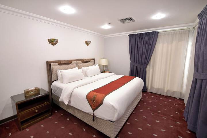 Room 8 of 24