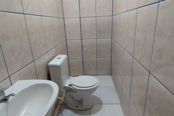 Room 9 of 22