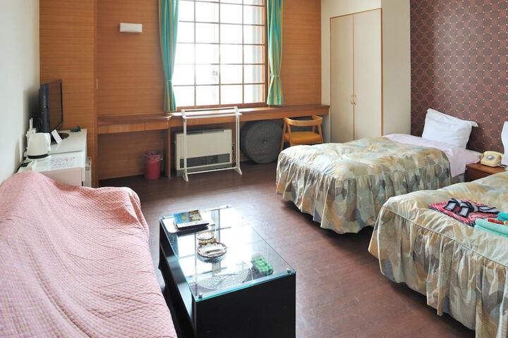 Room 16 of 58