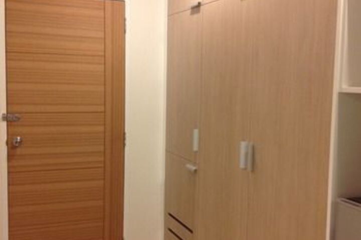 Room 16 of 28