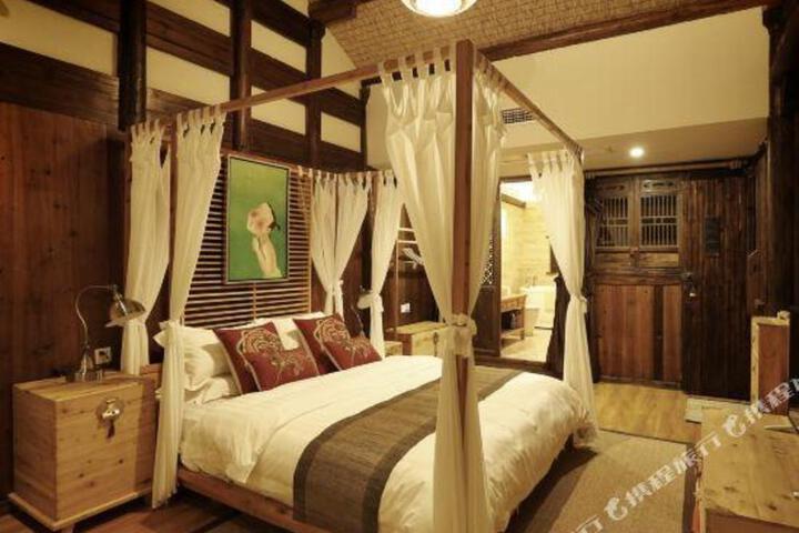 Yuzhan Hotel