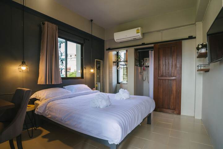 Room 16 of 63