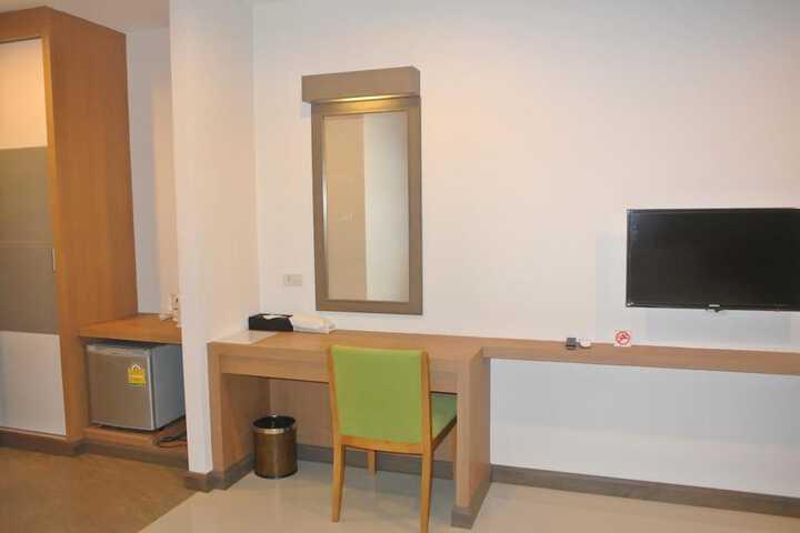 Room 19 of 74