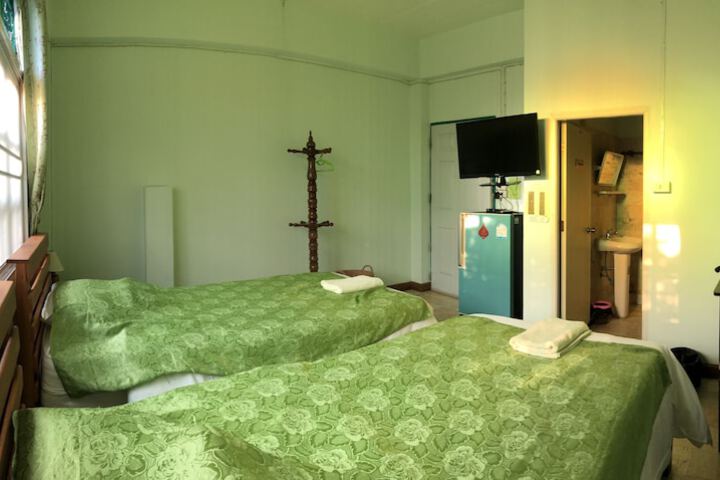 Room 7 of 30