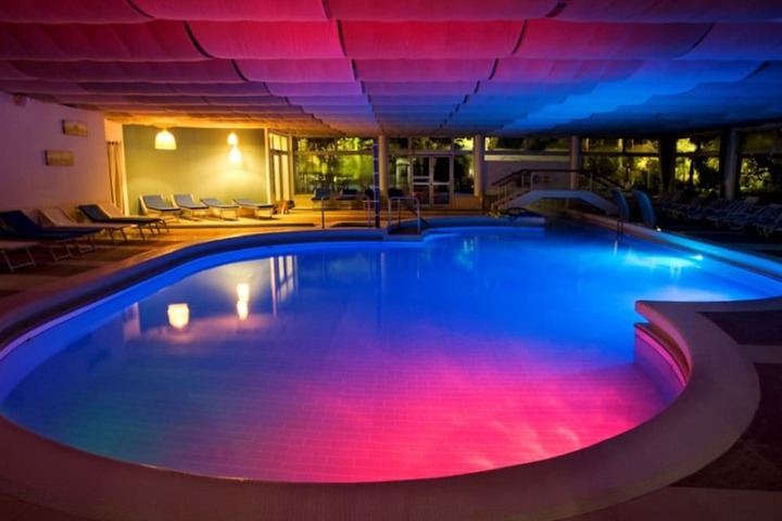 Pool 32 of 78