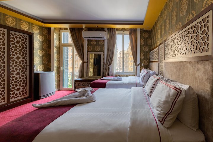 Room 32 of 55