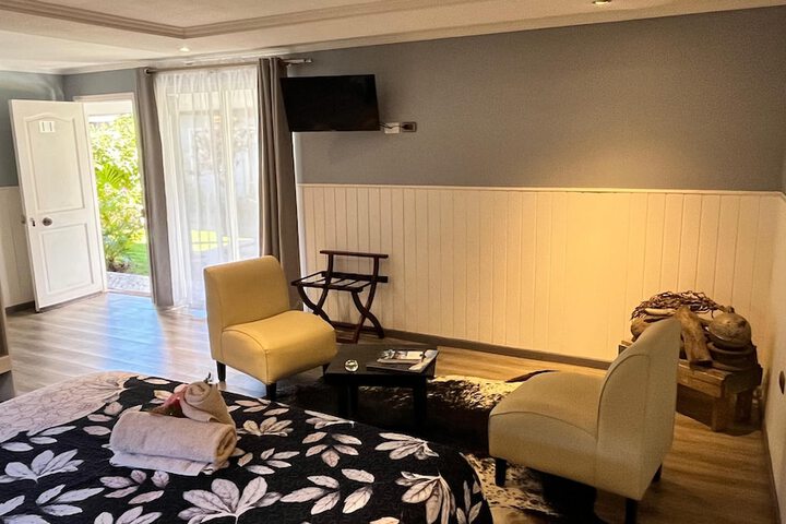 Room 34 of 63