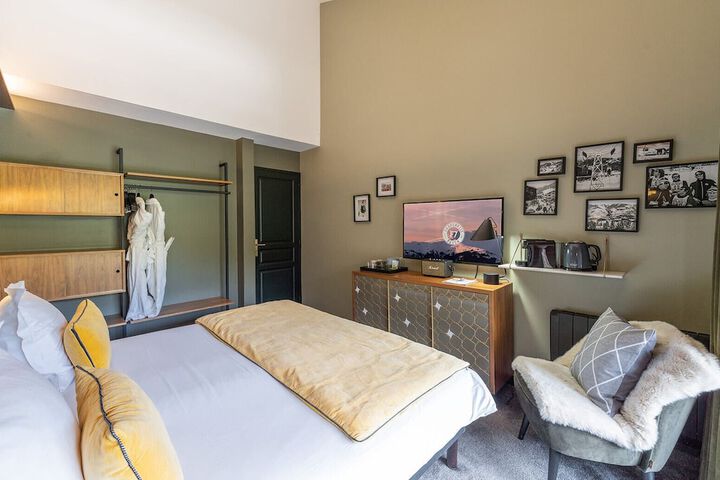Room 49 of 128