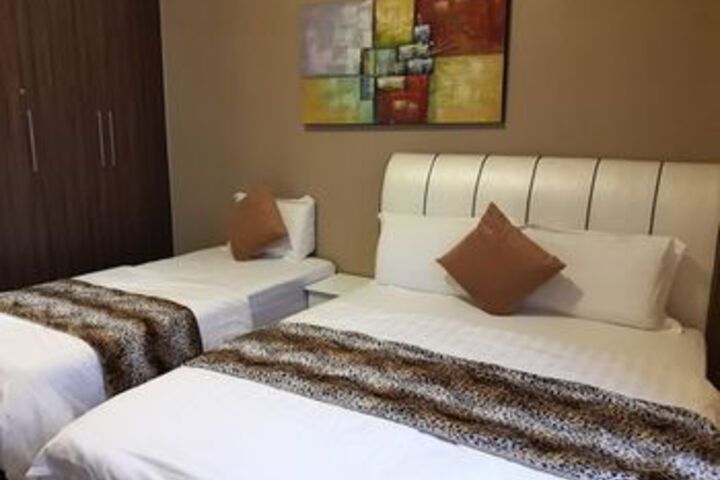 Room 9 of 22