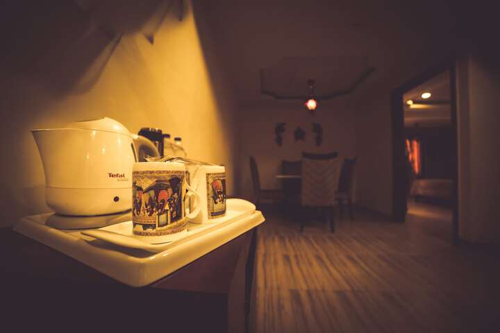 Room 30 of 99