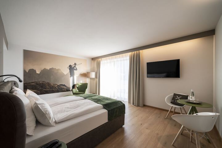 Room 16 of 55