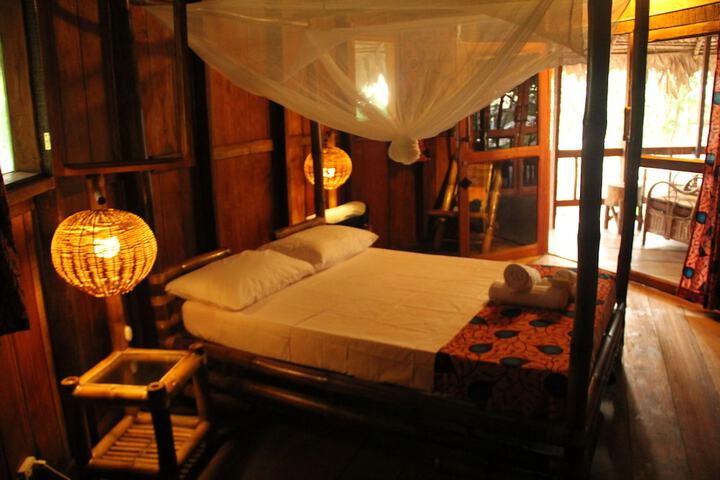 Room 25 of 131