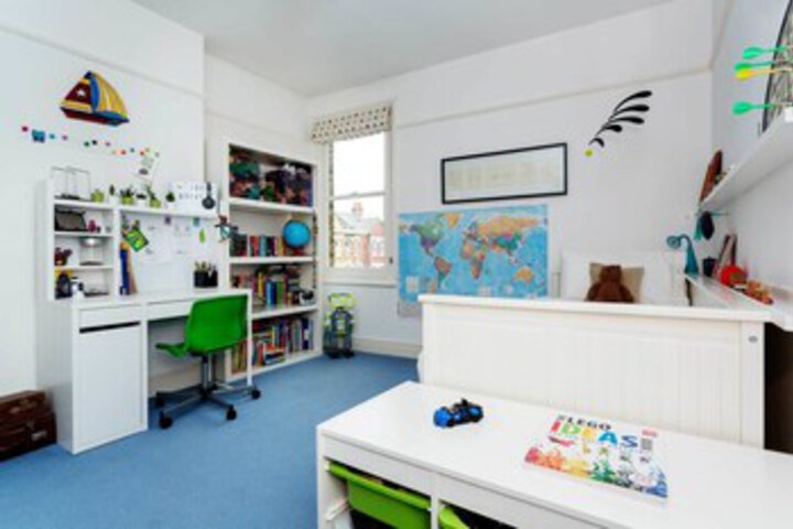 Room 25 of 31