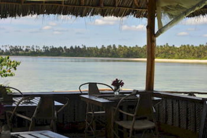 Dining 48 of 63