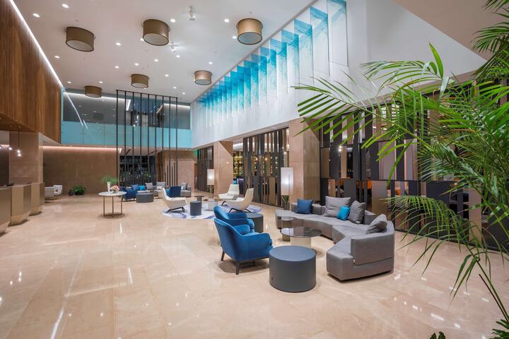 Hotel Interior 7 of 165
