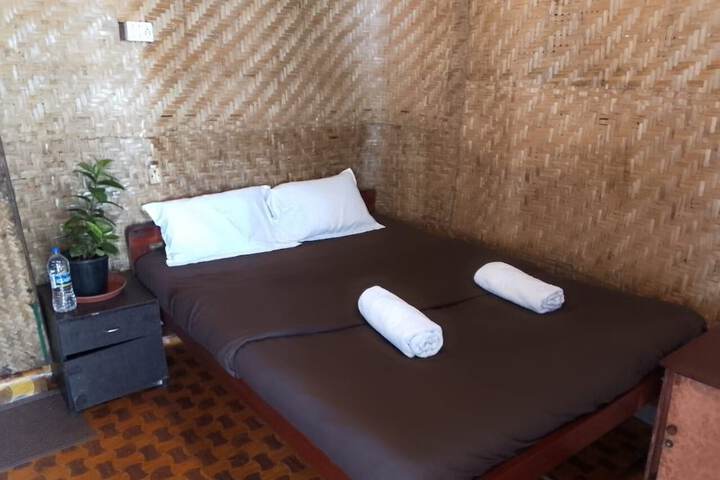 Room 15 of 30