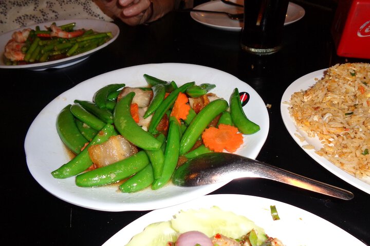 Dining 33 of 53