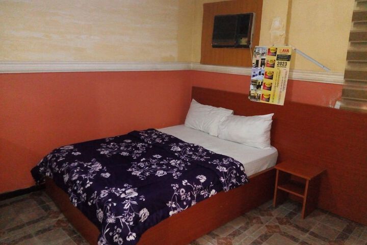 Room 14 of 52
