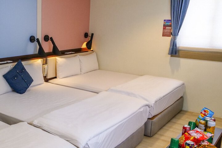 Room 56 of 87