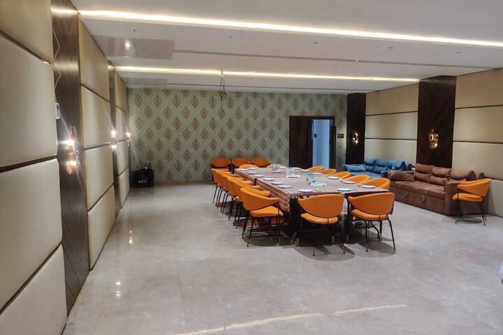 Ballroom/Hall 20 of 47
