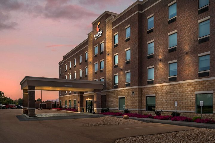 Hotel 43 of 44