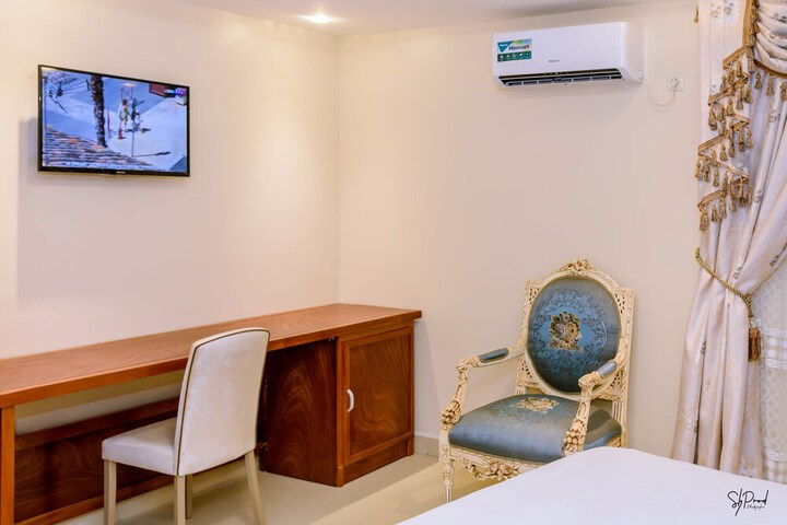Room 29 of 54