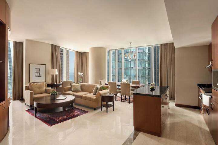 Room 5 of 218
