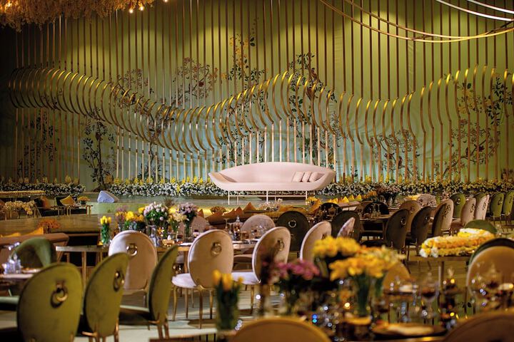 Ballroom/Hall 184 of 220