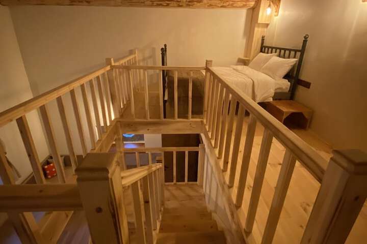 Room 3 of 16
