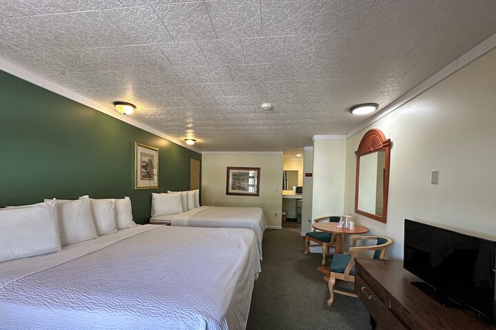 Room 12 of 41