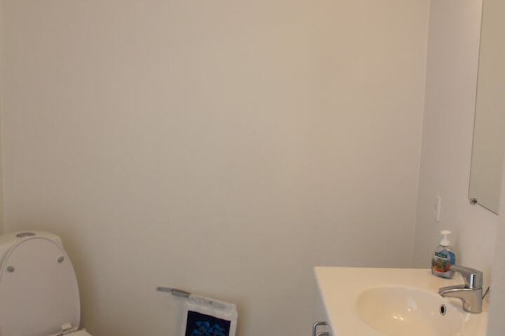 Room 18 of 39
