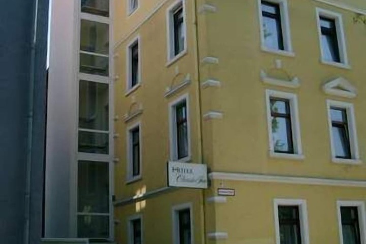 Hotel 16 of 16