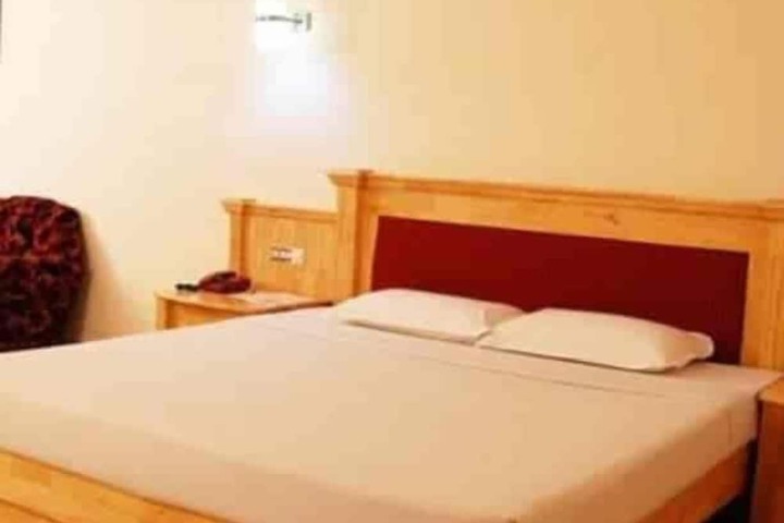 Room 2 of 9