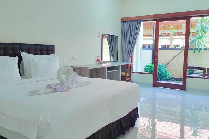 Room 3 of 25