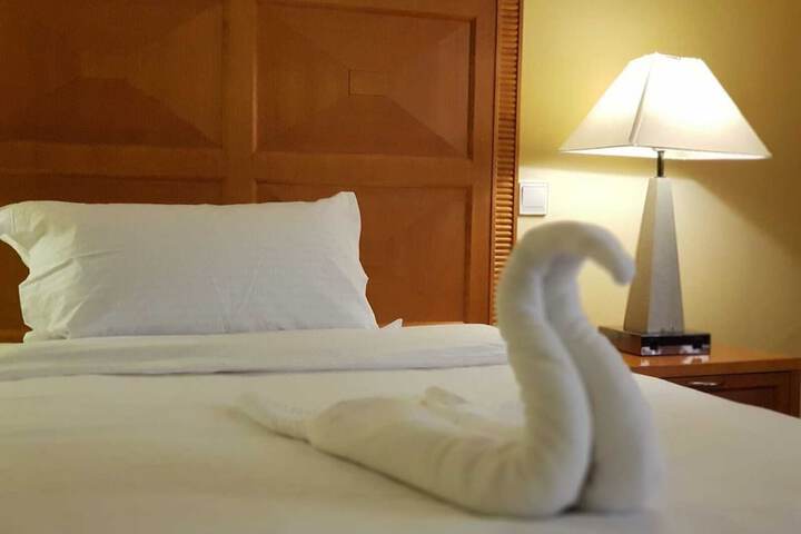 Room 3 of 36
