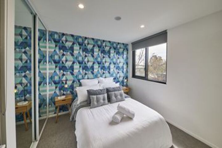 Room 4 of 14