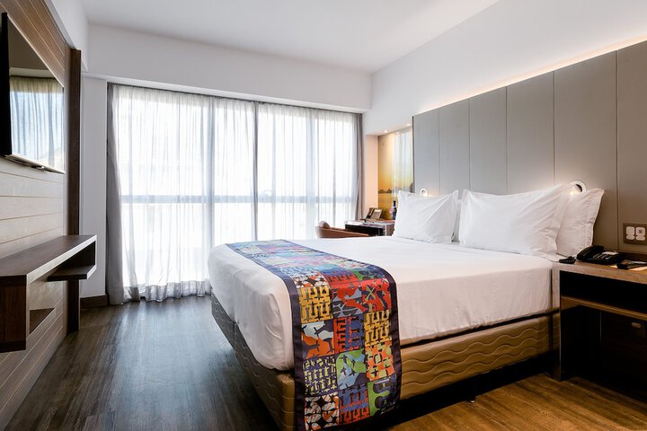 Room 21 of 48
