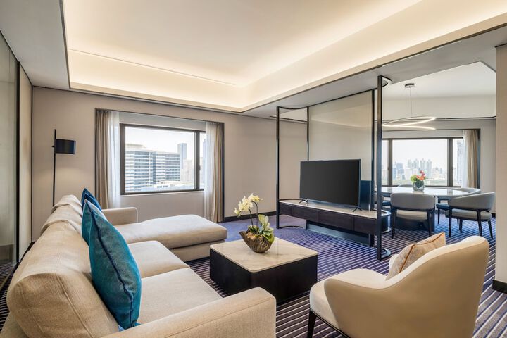 Room 25 of 138